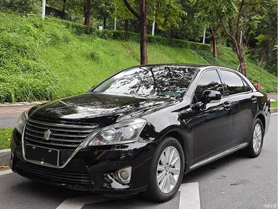2012 Toyota Crown 2.5L Royal Comfort Edition, фото 1, лот 10297488