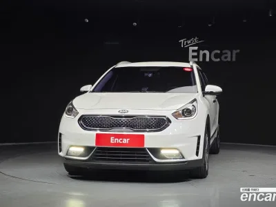 2017 Kia Niro Prestige, фото 3, лот 10115464