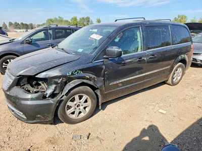 2011 CHRYSLER TOWN & COUNTRY TOURING, фото 1, лот 10867951