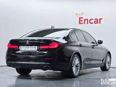 2021 BMW 5-Series 523d Luxury, фото 1, лот 10068311