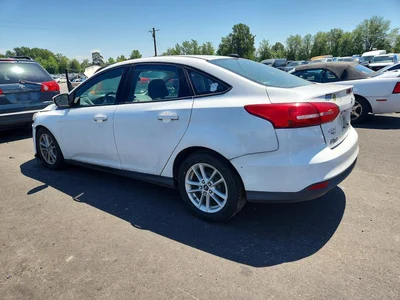 2015 FORD FOCUS SE, фото 2, лот 10573278