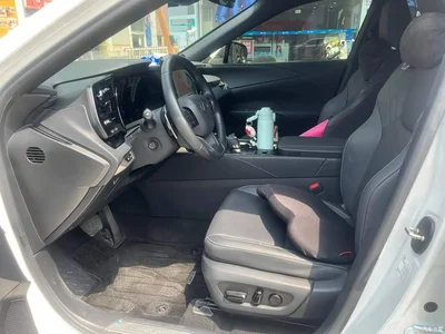 2025 Lexus RX 300 4WD Premium Edition, фото 2, лот 10887235