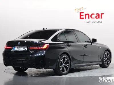 2025 BMW 3-Series 320i M Sport, фото 2, лот 10107201