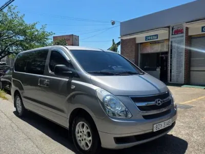 2013 Hyundai Starex 3-Seater VAN, фото 2, лот 10161161