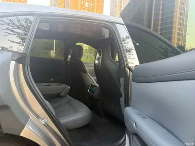 2025 Xiaomi Auto Xiaomi YU7 Extended Range AWD Pro, фото 4, лот 10666555