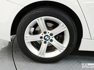2015 BMW 3-Series 320d, фото 4, лот 10041059