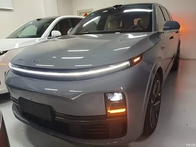 2025 Li Auto L7 Ultra Smart Renewal Edition, фото 3, лот 11197620