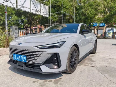 2022 Changan UNI-V 1.5T Premium Model, фото 1, лот 10250040