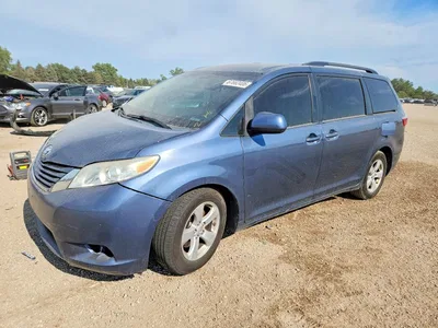 2015 TOYOTA SIENNA LE, фото 1, лот 10505812