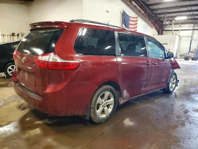 2017 TOYOTA SIENNA LE, фото 3, лот 10503313