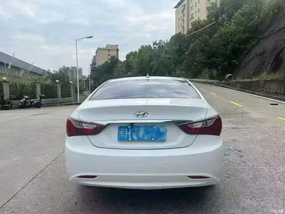 2011 Hyundai Sonata 2.0L Auto Premium Edition, фото 4, лот 10373084