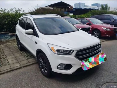 2019 Ford Kuga EcoBoost 180 2WD Platinum Wing Edition China VI, фото 1, лот 10281013