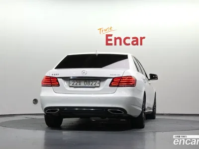 2016 Mercedes-Benz E-Class E220 Bluetec Avantgarde Sport, фото 4, лот 10207135
