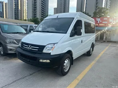 2020 SAIC Maxus Xintu V80 2.5T AMT Classic City Delivery King Short Wheelbase Medium Roof 2/3-seater, фото 1, лот 11159352
