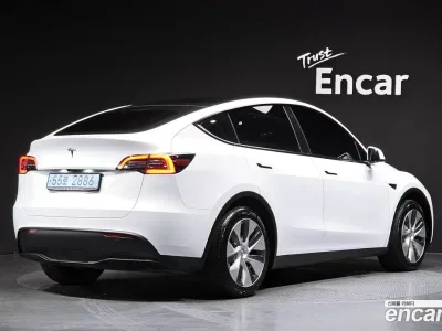 2023 Tesla Model Y RWD, фото 2, лот 10780982