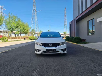 2016 Honda Jade 1.8L Automatic Comfort Elite Version 5-seater, фото 1, лот 11349879