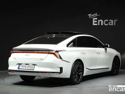 2026 Kia K8 Signature, фото 2, лот 10396441