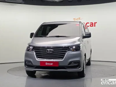 2021 Hyundai Starex Van 5-Seater, фото 3, лот 10187684