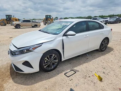 2024 KIA FORTE LXS, фото 1, лот 10773128