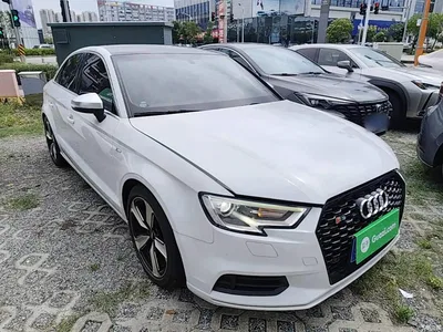 2018 Audi A3 30th Anniversary Limousine 35 TFSI Progressive, фото 4, лот 10389965