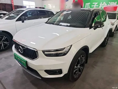 2021 Volvo XC40 T4 AWD Smart Luxury Edition, фото 1, лот 10367927