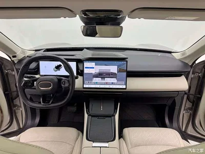 2025 Lynk & Co 08 EM-P 220km AWD Performance Halo, фото 2, лот 10313158