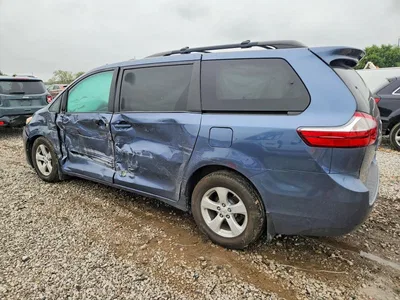 2017 TOYOTA SIENNA LE, фото 2, лот 11143574