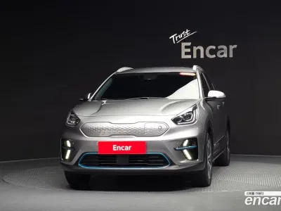 2022 Kia Niro Noblesse, фото 2, лот 10523642
