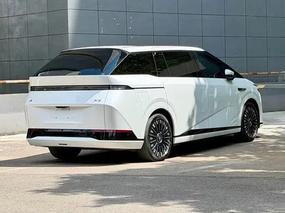 2025 XPeng X9 740 Ultra Long Range Max, фото 4, лот 11018391