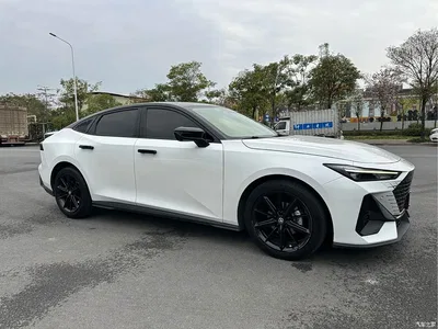 2022 Changan UNI-V 1.5T Premium Model, фото 3, лот 10252350