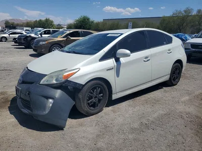 2014 TOYOTA PRIUS TWO, фото 1, лот 10542444
