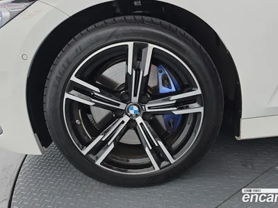 2024 BMW 3-Series 320i M Sport, фото 4, лот 10039081