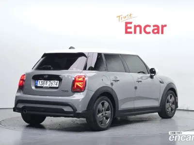 2022 Mini Cooper 5Door Classic, фото 2, лот 10099639