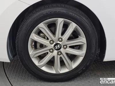 2015 Hyundai AVANTE 1.6 GDi Modern, фото 4, лот 10178354