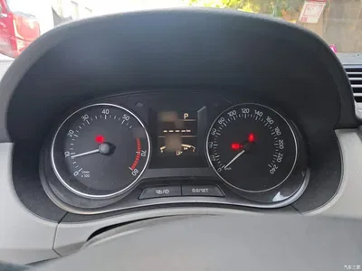 2015 Škoda Fabia 1.4L Automatic Pioneer Edition, фото 4, лот 10347844
