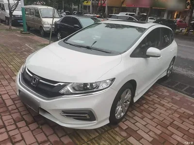 2017 Honda Jade 1.8L Automatic Comfort Edition 5-seater, фото 2, лот 10768664