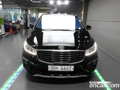 2019 Kia Canival 9-Seater Prstige, фото 1, лот 10396567
