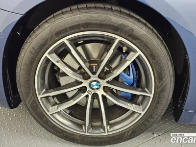 2021 BMW 5-Series 520i M Sport, фото 4, лот 10069919