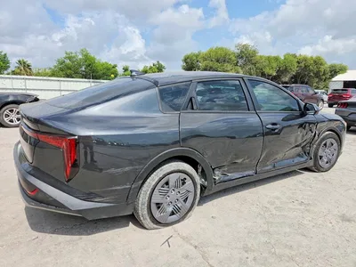 2025 KIA K4 LX, фото 3, лот 10777321