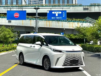 2023 Lexus LM 500h 6-Seater Prestige Edition, фото 2, лот 10316719