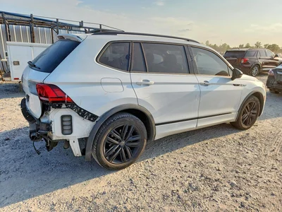 2022 VOLKSWAGEN TIGUAN SE R-LINE BLACK, фото 3, лот 10837306