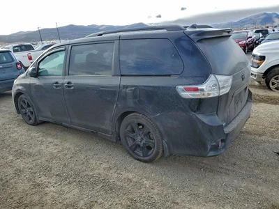 2020 TOYOTA SIENNA SE, фото 2, лот 10492997