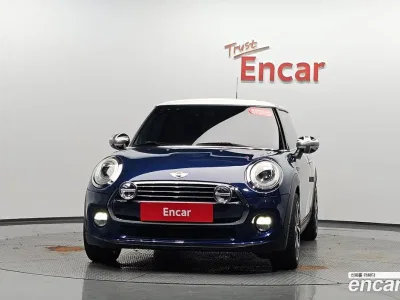 2018 Mini Cooper Standard, фото 2, лот 10214416