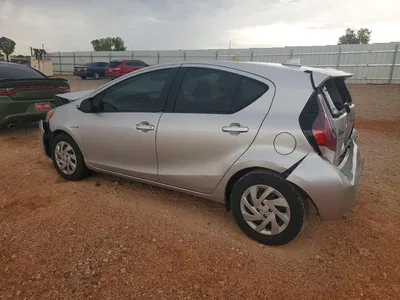 2015 TOYOTA PRIUS C THREE, фото 2, лот 10524607