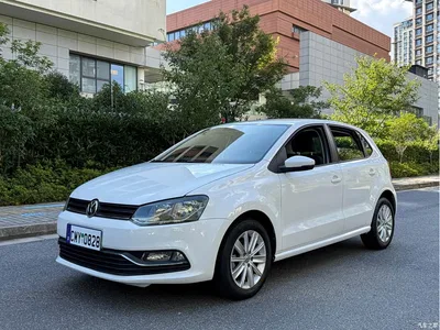 2014 Volkswagen Polo 1.6L Automatic Comfort Edition, фото 1, лот 10418367