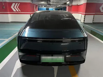 2025 XPeng P7 702km Long Range Edition, фото 3, лот 10376132