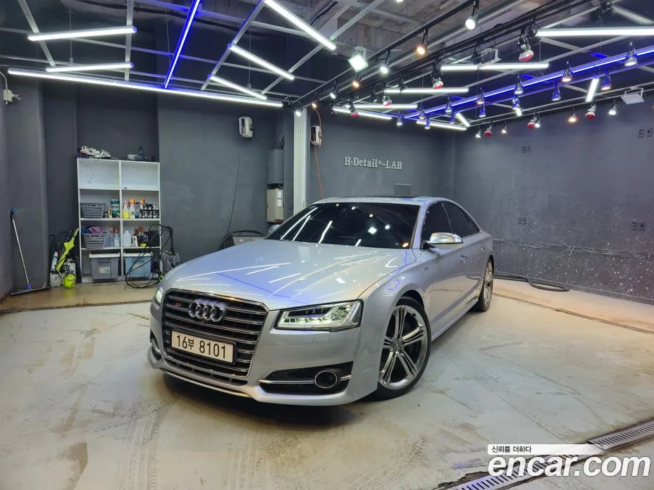 2015 Audi S8 4.0 TFSI quattro, фото 1, лот 10182663