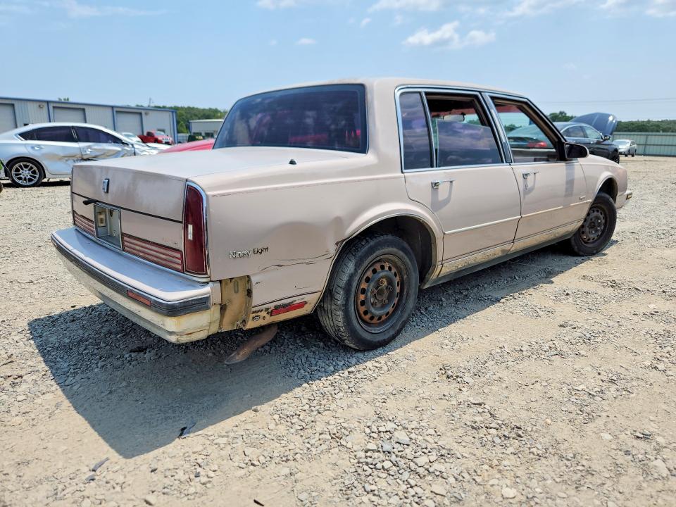 1989 OLDSMOBILE 98 REGENCY, фото 3, лот 11146843