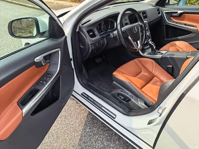 2015 Volvo V60 T5 Inscription, фото 4, лот 10365602