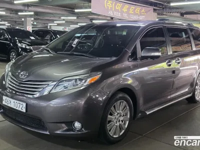 2017 Toyota Sienna 3.5 AWD, фото 1, лот 10222437